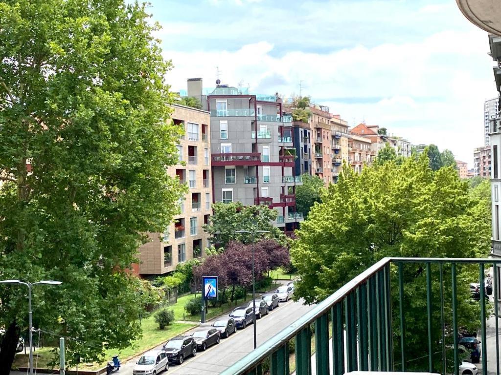 Kibilu - Viale Regina Margherita Milan Luaran gambar