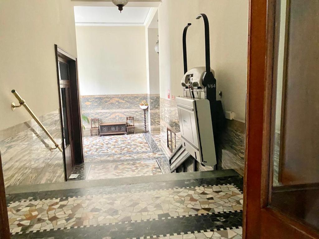 Kibilu - Viale Regina Margherita Milan Luaran gambar